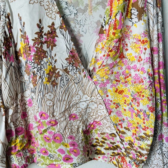 Tiny Floral Faux Wrap Long Sleeve Cinch Waist Blouse Sz M - Picture 3 of 5